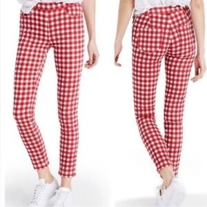 Madewell 9” High Riser Skinny Skinny Crop in red gingham print